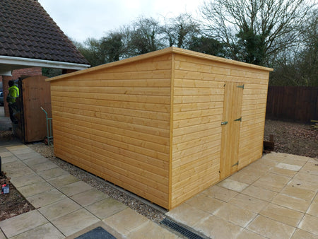 12 x 12 Shiplap Pent